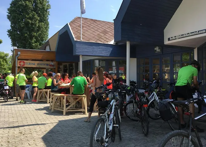 אכסניה Blue Bike Balatonszárszó